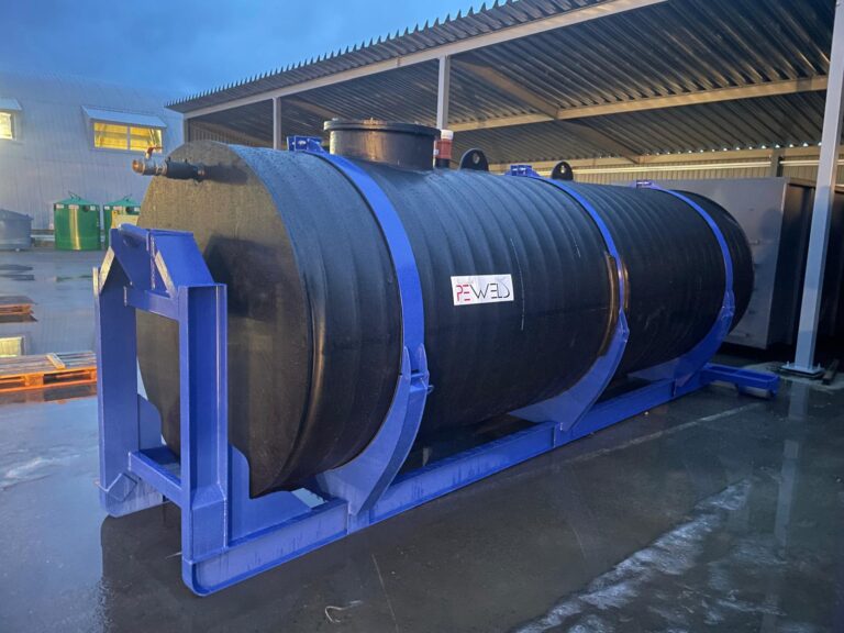 Hook lift frame tank trailers