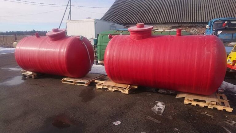 Water tanks