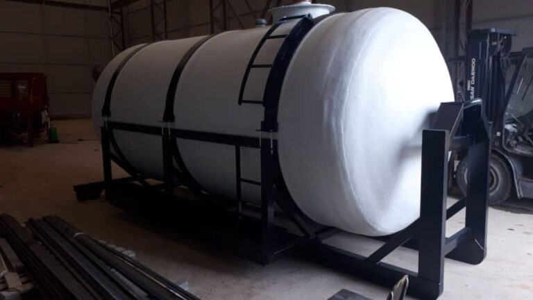 Hook lift frame tank trailers